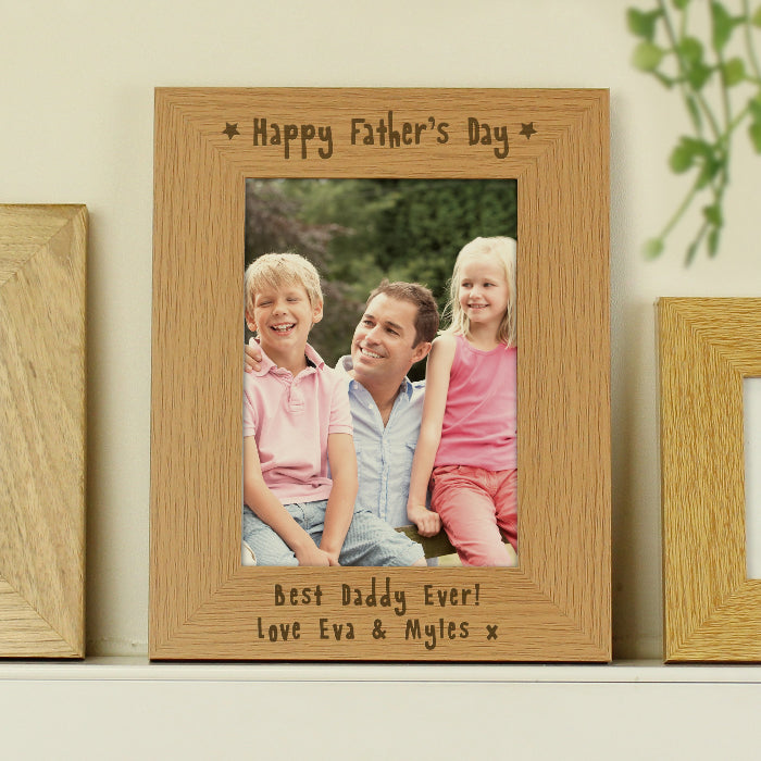 Engraved Oak Finish Happy Fathers Day Photo Frame