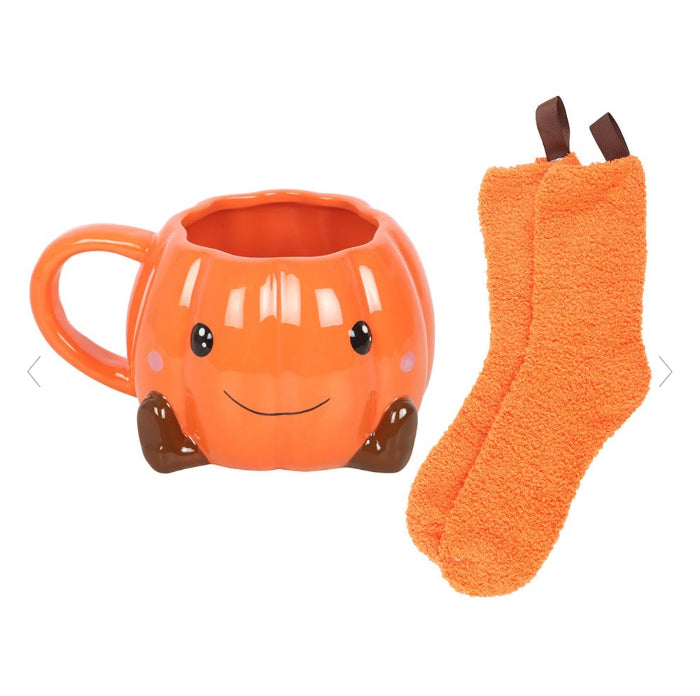 Halloween Autumn Cute Smiling Pumpkin Mug and Socks Set