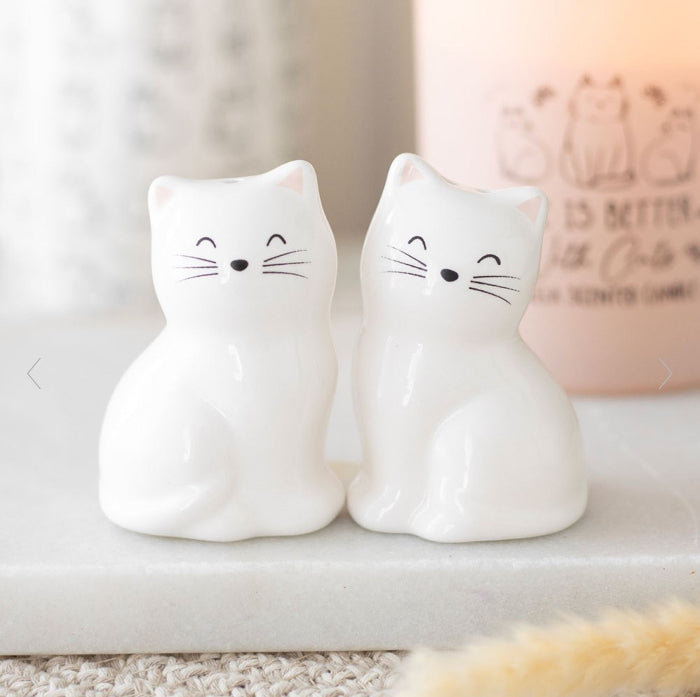 White Cat Shaped Salt and Pepper Shakers Set - Cat Lover Gift