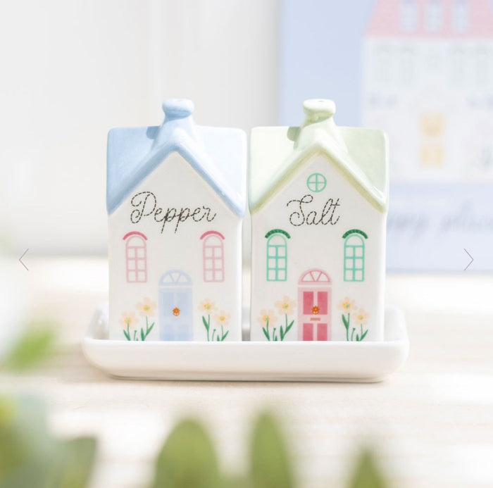 Pastel House Salt and Pepper Shakers Set