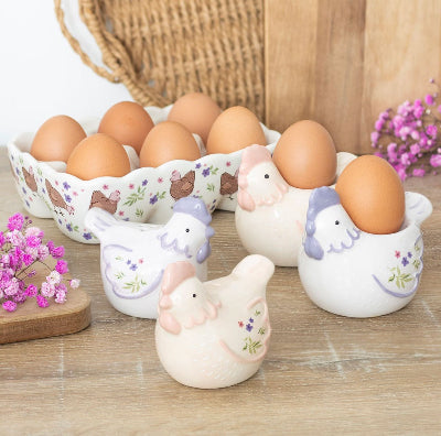 Hen Chicken Shaped Salt and Pepper Shakers Set