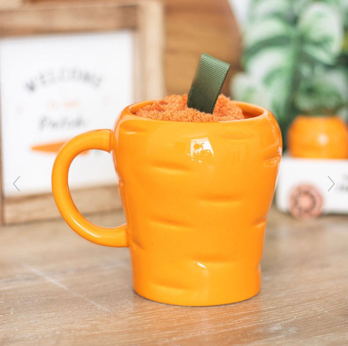 Carrot Shaped Garden Mug and Socks Set