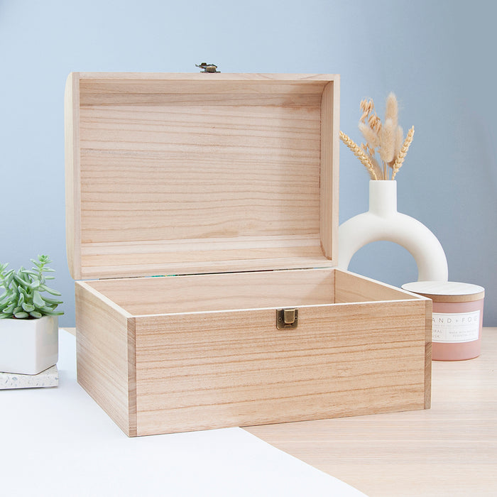 Personalised Botanical Wreath Keepsake Chest Box