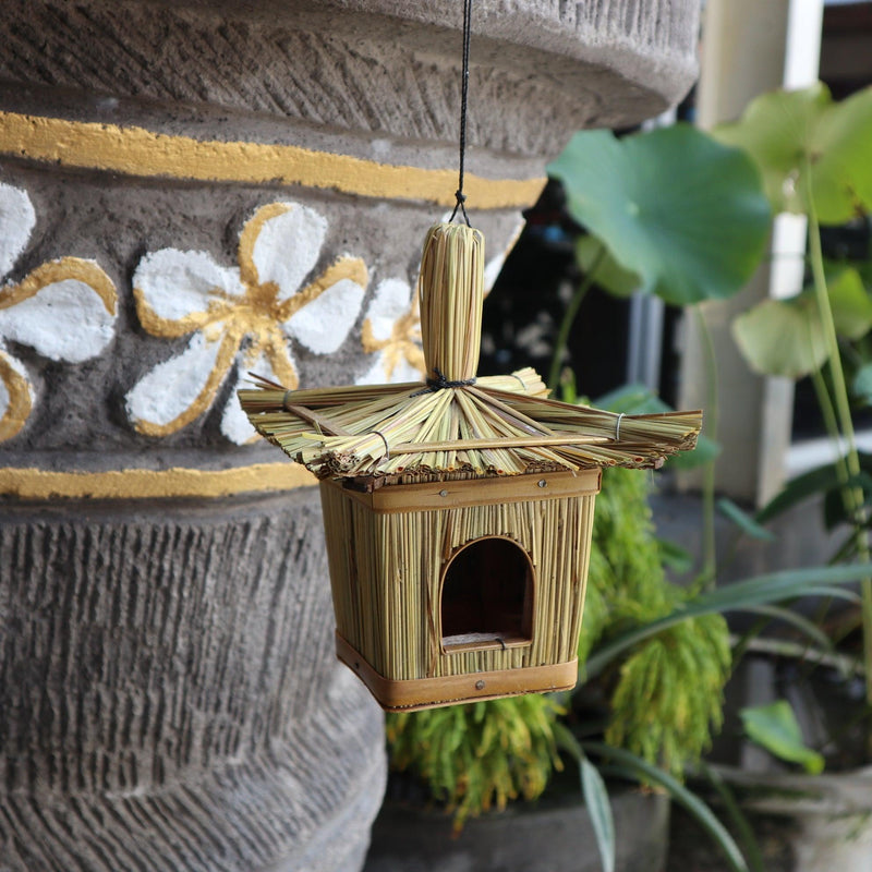 Small Square Seagrass Bird House 18x13cm