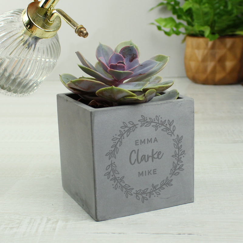 Personalised Wreath Concrete Flower Pot