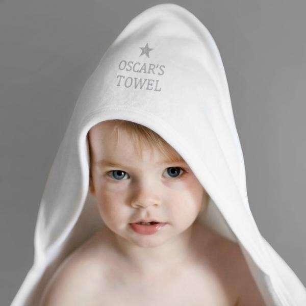 Personalised Silver Star Baby White Hooded Towel - Myhappymoments.co.uk