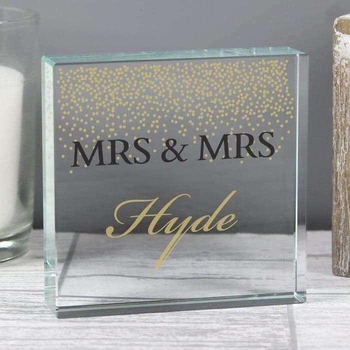 Personalised Gold Confetti Large Crystal Token - Presented In A Black Gift Box - Myhappymoments.co.uk