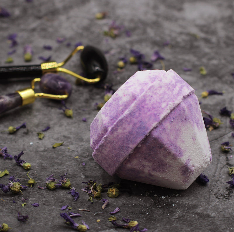 The Delhi Sapphire Diamond Shaped Bath Bomb