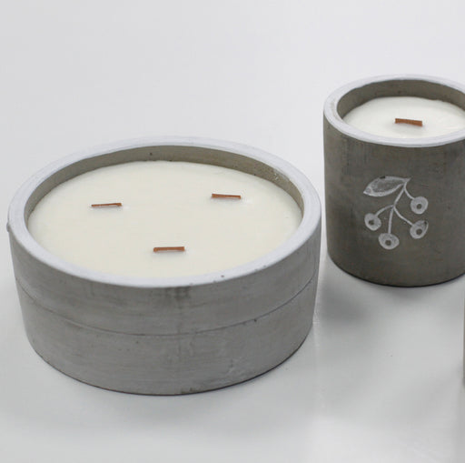 Concrete Wooden Wick Medium Candle Pot - Berrys - Juniper & Sweet Gin