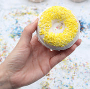 Cinnamon & Vanilla Bath Bomb Donut Fizzer