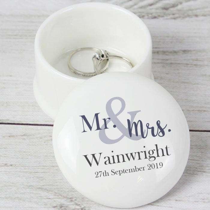 Personalised Mr & Mrs Wedding Ceramic Trinket & Ring Keepsake Box - Myhappymoments.co.uk
