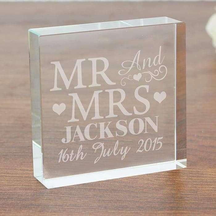Personalised Mr & Mrs Large Crystal Token - Myhappymoments.co.uk