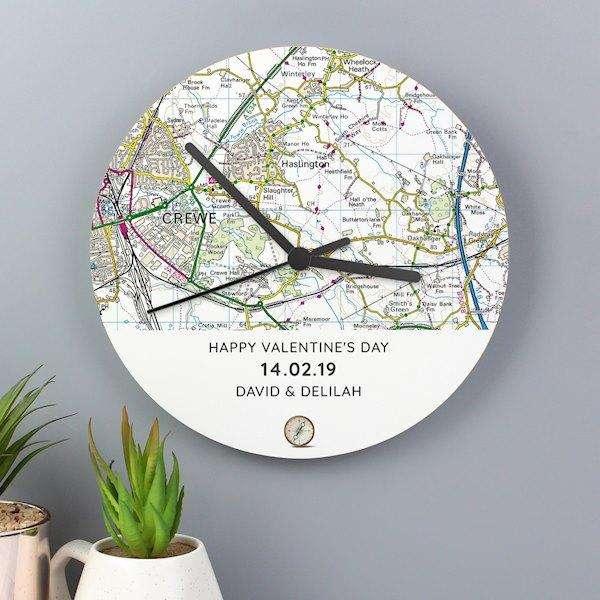 Personalised Present Day Map Compass Wooden Clock - Myhappymoments.co.uk