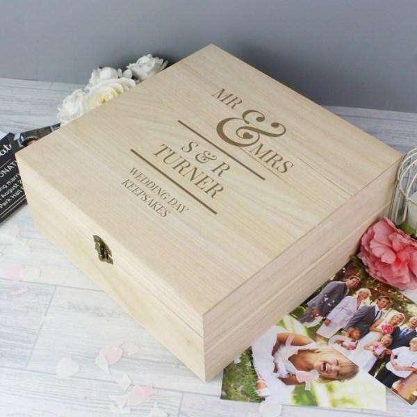 Personalised Mr & Mrs Wooden Keepsake Box - Myhappymoments.co.uk