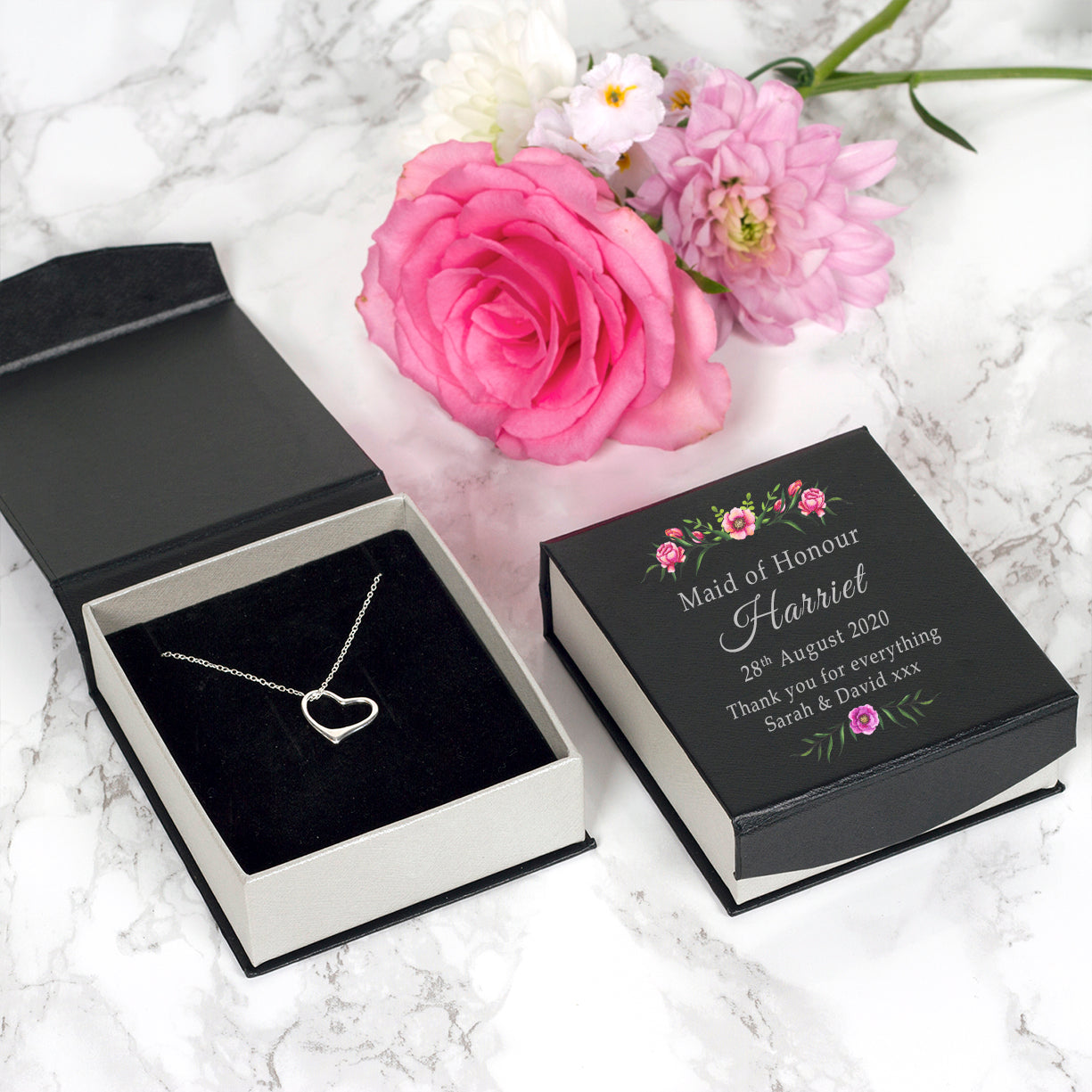 Women’s Necklaces