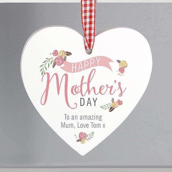 Personalised Floral Bouquet Mother's Day Wooden Heart Decoration - Myhappymoments.co.uk