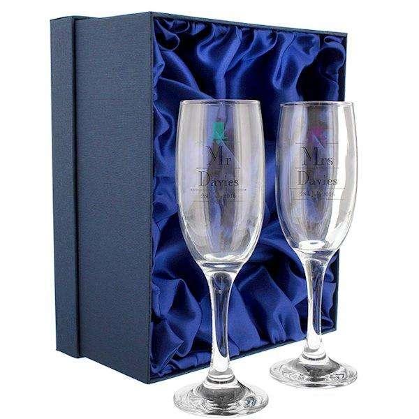 Personalised Decorative Wedding Mr & Mrs Pair of Flutes with Gift Box - Myhappymoments.co.uk