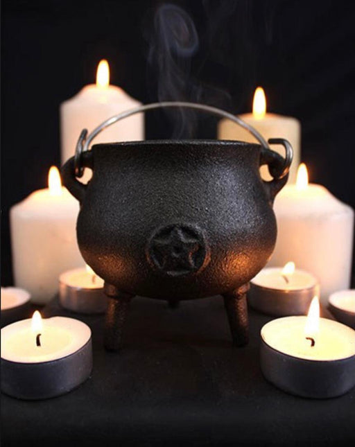 7cm Cast Iron Cauldron With Pentagram