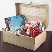 Personalised Christmas Eve Chest With Mistletoe Wreath - Myhappymoments.co.uk