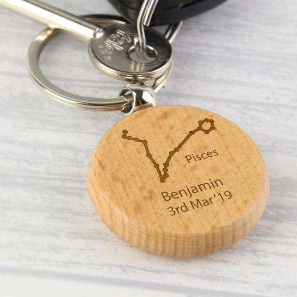 Personalised Pisces Zodiac Star Sign Wooden Keyring (February 19th - March 20th) - Myhappymoments.co.uk