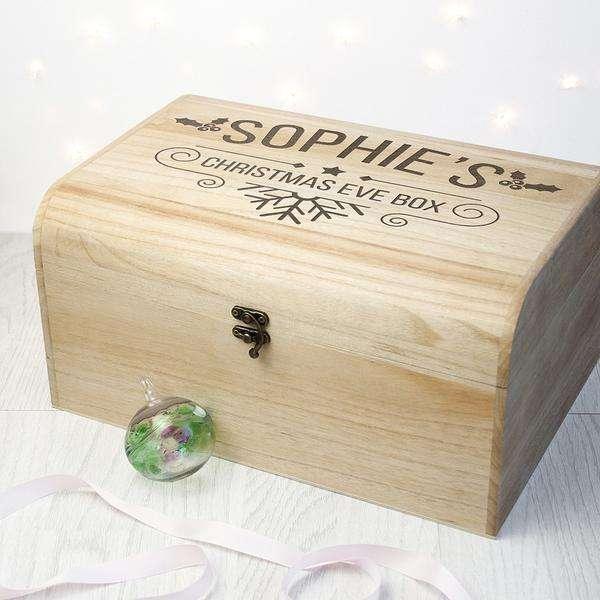 Personalised Christmas Eve Chest - Myhappymoments.co.uk