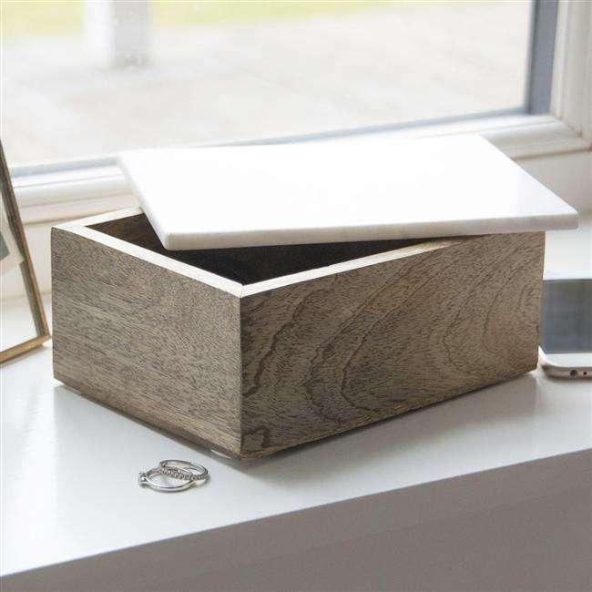 Personalised Keepsake Wooden Box with Marble Lid - Myhappymoments.co.uk